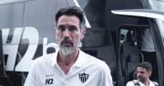 En su debut en Atlético Mineiro, Eduardo Domínguez se metió en la final del estadual