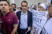 Jorge Arreaza asegura que se otorgaron 31 medidas cautelares a presos militares