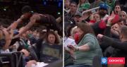 VJ Edgecombe le dio involuntaria patada en la cara a fanática: crack de NBA intentaba salvar jugada
