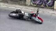 Un motociclista murió degollado por un cable que habían colocado para un corso