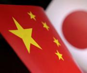 China se prepara para un menor crecimiento y combate el exceso de capacidad