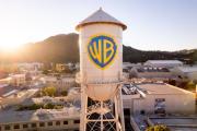 Warner Bros aumentó su valor bursátil cerca de 40% en medio de disputa por su venta