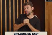 Me resulta incómodo usar traje: Juan Grabois se cansó y le respondió a Javier Milei