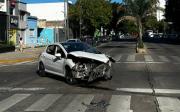 Un violento choque causó desvíos y caos vehicular en una zona de La Plata