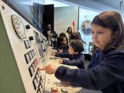 Lanzan nueva versión de concurso que premia la buena asistencia a la educación parvularia con un viaje a un centro espacial