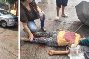 Conmoción: cruzaba la calle, la chocó un auto y sufrió fracturas expuestas