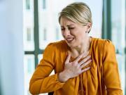 Las mujeres infartan distinto: lo que hay que saber y qué preguntar en la consulta médica