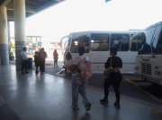 288 busetas se abastecen a diario para que salgan a trabajar