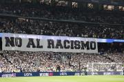 UEFA multa al Real Madrid por comportamiento racista de sus aficionados