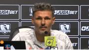 Las preguntas que incomodaron a Fernando Ortiz en una tensa conferencia previo al duelo de Colo Colo con Audax