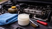 Por qué recomiendan usar vaselina en el auto y qué solución clave aporta