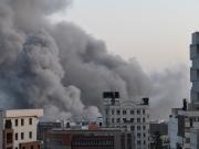 Donald Trump advirtió que hoy Irán será golpeado duro y que se está considerando seriamente la destrucción total de algunas zonas