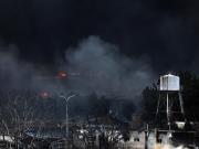 Postal apocalíptica en Teherán: el cielo se puso negro y los iraníes sienten que llueve petróleo