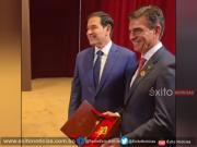 “Se cumplió la promesa: Rodrigo Paz recibe crucifijo familiar en Estados Unidos