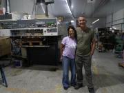 Marcas de barro en las paredes y números que no cierran: la batalla diaria de los comerciantes de Bahía Blanca