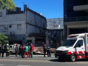 Belgrano: una obra en proceso de demolición se vino abajo y un obrero fue internado de urgencia