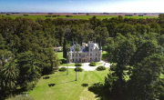 La estancia detenida en el tiempo con jardines, bosques y un castillo de estilo francés a dos horas de CABA