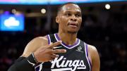Westbrook extiende su récord histórico de triples-dobles en la victoria de Kings sobre Bulls