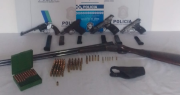 Denunciaron a un joven por disparar en un barrio de La Plata y la Policía le encontró un arsenal en la casa