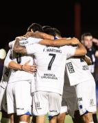 Fútbol Profesional Uruguayo /Seis clubes lideran el Apertura