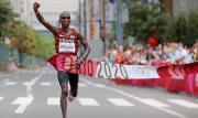 Kipchoge correrá siete maratones