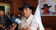 José Yucra cuestiona campañas millonarias de Adrián Oliva y Mario Cossío en Tarija