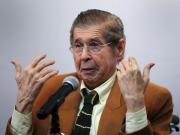 Murió el escritor peruano Alfredo Bryce Echenique, autor de Un mundo para Julius