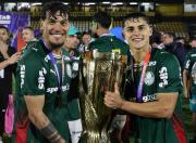 Gustavo Gómez y Ramón Sosa son galardonados tras conquistar el Paulistão 2026