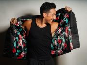 Ariel Ardit y sus mil vidas: luchador de catch, cantor del Himno para la Selección y Maradona y un tanguero con Sandro metido bajo la piel