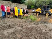Operativo municipal para asistir a vecinos y drenar anegamientos tras el temporal en la capital