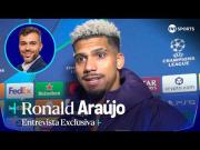 Thierry Henry señala a Ronald Araujo tras el empate en Champions League