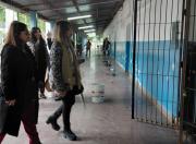 Más de 500 personas reciben asistencia en 23 escuelas habilitadas como centros de evacuación en Tucumán