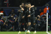 PSG goleó a Chelsea en París y quedó cerca de los cuartos de final de la Champions League