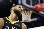 Stephen Curry sin fecha de regreso