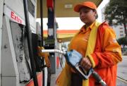 Gasolina y diésel suben en Ecuador: conductores pagan hasta 22 centavos más por galón