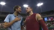 Se fue abucheado y con una tensa discusión: La polémica de Medvedev tras eliminar a Draper en Indian Wells