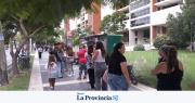 Para registrar la SUBE: se multiplican las largas filas en el Centro Cívico