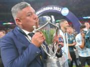 La Justicia autorizó a Tapia a salir del país