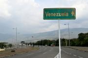 Delegación colombiana viaja a Caracas tras cancelación de reunión entre presidentes