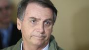 Jair Bolsonaro fue sacado de la cárcel y llevado a un hospital: está en terapia intensiva con bronconeumonía