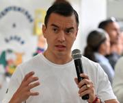 Presidente de Ecuador declara toque de queda en cuatro provincias para combatir el crimen