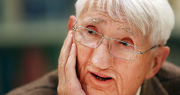 Falleció Jürgen Habermas, uno de los grandes intelectuales del último siglo