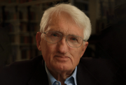 Murió el filósofo alemán Jürgen Habermas, una de las grandes figuras del pensamiento del siglo XX