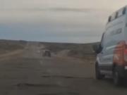 La ambulancia llevaba una mujer con muerte cerebral, pasó sobre un bache y la paciente resucitó