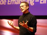 Matthias Riedl, nutricionista y endocrinólogo alemán: Ojo con los aceleradores de envejecimiento”