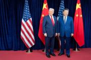 Estados Unidos y China reactivan el diálogo comercial en París