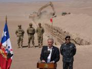 Zanjas y muros en la frontera: Kast ya implementa las primeras medidas para frenar inmigración ilegal en Chile