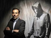 Quién es Banksy: entrevista exclusiva con el detective que descubrió la identidad del misterioso artista urbano