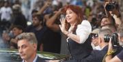Cristina Kirchner denunció “prácticas mafiosas” y recusó al tribunal en un clima de extrema tensión