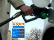 Cirugía de emergencia de Trump en el sector petrolero: suspende restricciones marítimas y levanta sanciones a Venezuela